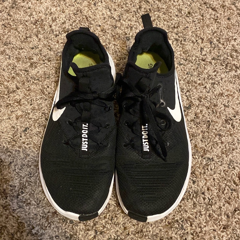 Nike Women’s Tennis Shoes